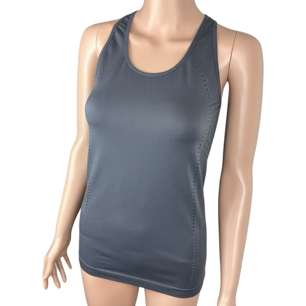 Fabletics Delta Seamless Racerback Tank 2 - Picture 4 of 8
